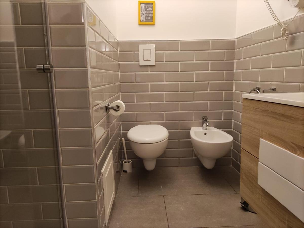 B&B Cala Peppa Palermo Bagian luar foto