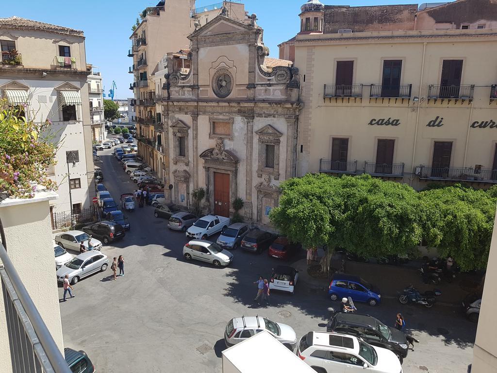 B&B Cala Peppa Palermo Bagian luar foto